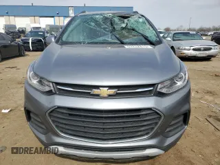 2020 Chevrolet Trax LT z VIN 3GNCJLSB4LL251497, wystawiony jako Copart lot #53252815 z przebiegiem 59 781 mil mil oraz Nie do naprawy. Historia ofert i sprzedaży dostępna na DreamBid. Obrazek 5.