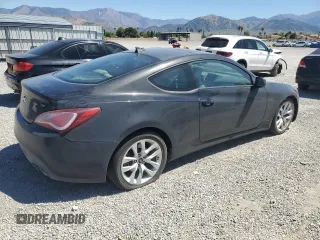 2013 Hyundai Genesis Coupe Premium z VIN KMHHT6KD7DU099360, wystawiony jako Copart lot #56168185 z przebiegiem 121 118 mil mil oraz Szkody całkowita. Historia ofert i sprzedaży dostępna na DreamBid. Obrazek 3.