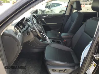 2019 Volkswagen Tiguan SE with VIN 3VV3B7AX9KM012693, listed as a Copart auction lot 59565615 with 137,276 mi miles and Salvage title. Bid and sale history available at DreamBid. Image 7.