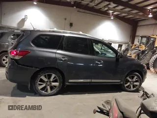 2014 Nissan Pathfinder SV with VIN 5N1AR2MM9EC678959, listed as a IAAI auction lot 41390134 with 120,085 mi miles. Bid and sale history available at carsss.com. Image 13.