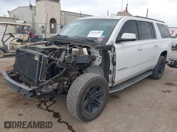 2019 GMC Yukon XL SLT with VIN 1GKS1GKC1KR384332, listed as a IAAI auction lot 41232450 with 109,219 mi miles. Bid and sale history available at carsss.com. Image 2.