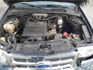 2010 Ford Escape Limited with VIN 1FMCU9EG1AKB89593, listed as a IAAI auction lot 41993888 with 121,175 mi miles. Bid and sale history available at carsss.com. Image 10.