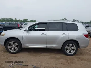 2008 Toyota Highlander Sport with VIN JTEES43AX82033014, listed as a IAAI auction lot 42517366 with 245,368 mi miles and . Bid and sale history available at DreamBid. Image 14.