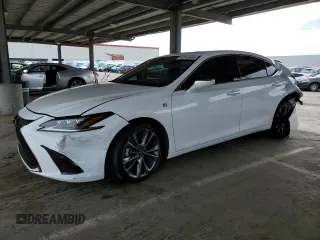2021 Lexus ES z VIN 58AG11D13MU005149, wystawiony jako Copart lot #47690665 z przebiegiem 59 143 mil mil oraz Szkoda całkowita • Salvage title. Historia ofert i sprzedaży dostępna na DreamBid. Obrazek 1.