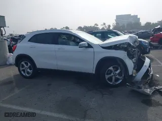 2019 Mercedes-Benz GLA with VIN WDCTG4EB0KJ552289, listed as a IAAI auction lot 41229473 with 89,897 mi miles. Bid and sale history available at carsss.com. Image 13.