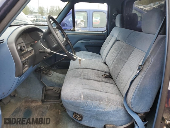 1994 Ford F-150 z VIN 1FTEF14NXRLA62582, wystawiony jako Copart lot #52379715 z przebiegiem 176 792 mil mil oraz Szkoda całkowita • Salvage title. Historia ofert i sprzedaży dostępna na DreamBid. Obrazek 7.