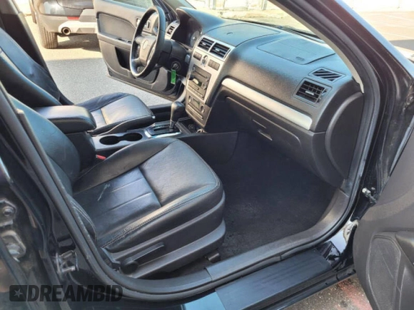 2008 Mercury Milan Premier with VIN 3MEHM08128R652925, listed as a Copart auction lot 84463044 with 145,000 mi miles and Clean Title. Bid and sale history available at carsss.com. Image 5.