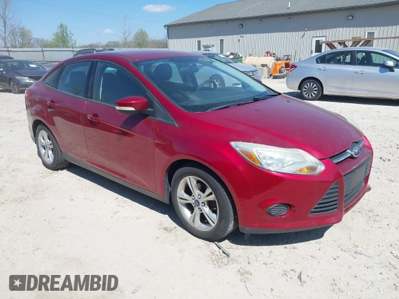 2014 Ford Focus SE with VIN 1FADP3F21EL209637, listed as a IAAI auction lot 42063454 with 148,359 mi miles. Bid and sale history available at carsss.com. Image 1.