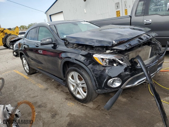 2019 Mercedes-Benz GLA with VIN WDCTG4GB2KU006735, listed as a Copart auction lot 73473114 with 47,415 mi miles and Salvage Title. Bid and sale history available at carsss.com. Image 4.