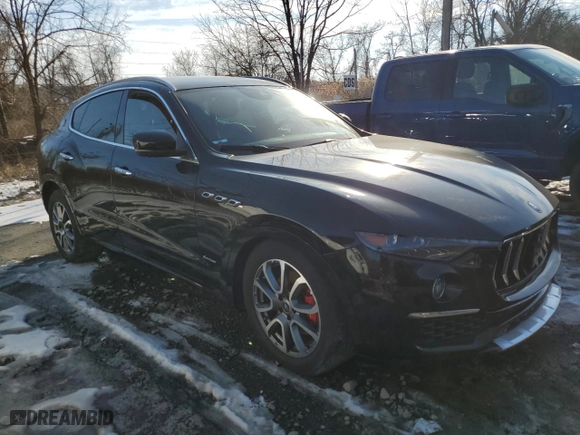 2020 Maserati Levante GranLusso with VIN ZN661XUL1LX354981, listed as a Copart auction lot 43212585 with 53,057 mi miles and Non Repairable. Bid and sale history available at carsss.com. Image 4.