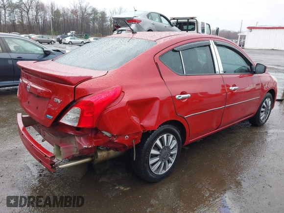 2015 Nissan Versa SV with VIN 3N1CN7AP7FL828807, listed as a IAAI auction lot 41849439 with 204,234 mi miles. Bid and sale history available at carsss.com. Image 4.