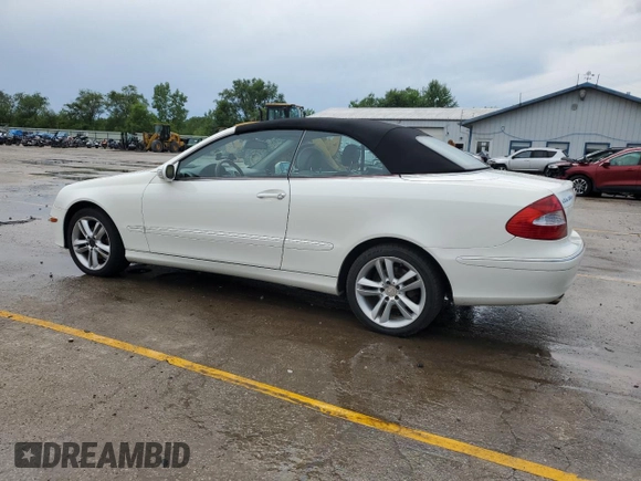 2008 Mercedes-Benz CLK 350 with VIN WDBTK56G88F234161, listed as a Copart auction lot 61867195 with 247,175 mi miles and Salvage title. Bid and sale history available at DreamBid. Image 2.