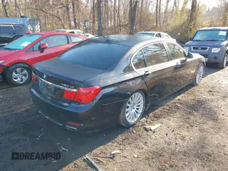 2011 BMW 7 Series 750Li z VIN WBAKB8C51BCY66913, wystawiony jako IAAI lot #41987656 z przebiegiem 113 843 mil mil oraz . Historia ofert i sprzedaży dostępna na DreamBid. Obrazek 4.