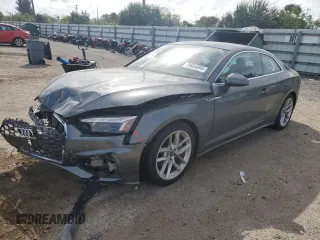 2023 Audi A5 S line Premium Plus z VIN WAUTAAF54PA055409, wystawiony jako Copart lot #39864094 z przebiegiem 2 571 mil mil oraz . Historia ofert i sprzedaży dostępna na DreamBid. Obrazek 1.