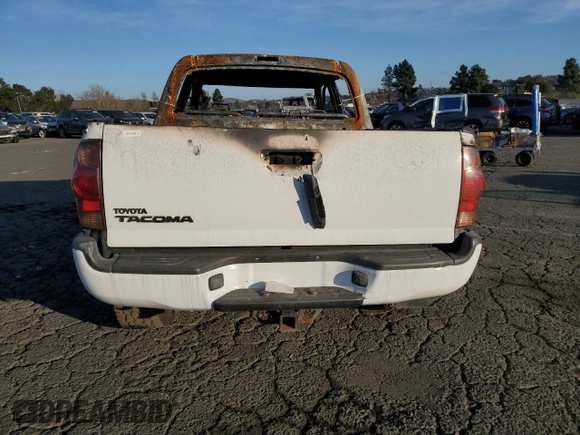 2011 Toyota Tacoma с VIN 5TFJX4GN1BX002410, выставлен на аукционе Copart как лот 43046725 с пробегом Не указан миль и На запчасти • Non repairable. История ставок и продаж доступна на DreamBid. Изображение 6.