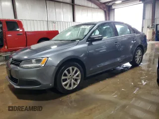 2013 Volkswagen Jetta Sedan SE w/Convenience/Sunroof with VIN 3VWDX7AJ7DM436342, listed as a Copart auction lot 47782755 with 161,730 mi miles and Salvage Title. Bid and sale history available at carsss.com. Image 1.