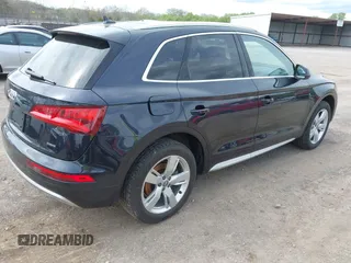 2019 Audi Q5 Premium Plus with VIN WA1BNAFY9K2144483, listed as a IAAI auction lot 41898239 with 54,676 mi miles. Bid and sale history available at carsss.com. Image 4.