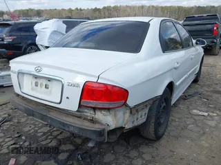 2003 Hyundai Sonata with VIN KMHWF25S13A830754, listed as a IAAI auction lot 41409518 with 207,849 mi miles. Bid and sale history available at carsss.com. Image 4.