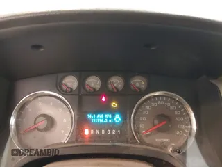 2009 Ford F-150 XL с VIN 1FTPX14V99FB31735, выставлен на аукционе IAAI как лот 42106032 с пробегом 191 996 миль миль и . История ставок и продаж доступна на DreamBid. Изображение 7.