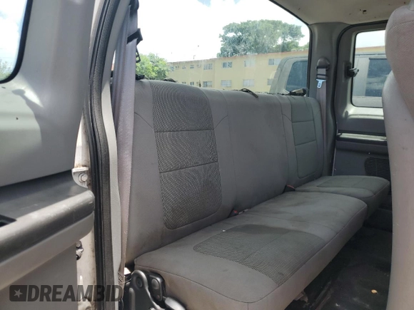 2006 Ford Super Duty F-250 XL with VIN 1FTSX21596EC19979, listed as a Copart auction lot 61600054 with 235,707 mi miles and Salvage Title. Bid and sale history available at carsss.com. Image 10.