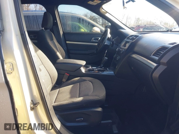 2018 Ford Explorer XLT z VIN 1FM5K8D81JGA18090, wystawiony jako IAAI lot #41316187 z przebiegiem 136 199 mil mil oraz . Historia ofert i sprzedaży dostępna na DreamBid. Obrazek 5.