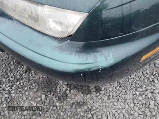 1998 Saturn SL z VIN 1G8ZK5274WZ224248, wystawiony jako IAAI lot #41741929 z przebiegiem 184 972 mil mil oraz . Historia ofert i sprzedaży dostępna na DreamBid. Obrazek 6.