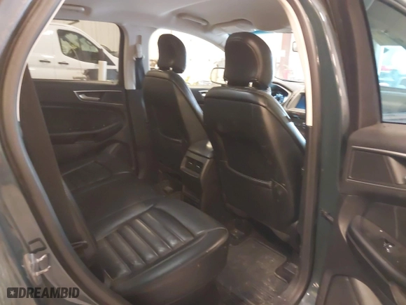 2016 Ford Edge SEL with VIN 2FMPK4J93GBC06043, listed as a IAAI auction lot 41872447 with 174,046 mi miles. Bid and sale history available at carsss.com. Image 8.