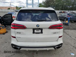 2019 BMW X5 xDrive40i z VIN 5UXCR6C53KLL14870, wystawiony jako Copart lot #57847245 z przebiegiem 97 201 mil mil oraz Szkoda całkowita • Salvage title. Historia ofert i sprzedaży dostępna na DreamBid. Obrazek 6.