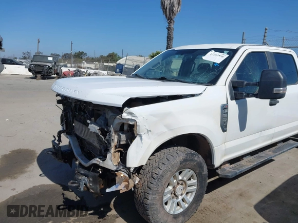2018 Ford F-250 XL with VIN 1FT7W2B60JEB51984, listed as a IAAI auction lot 42282958 with 76,521 mi miles and . Bid and sale history available at DreamBid. Image 6.