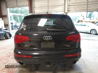 2014 Audi Q7 Premium Plus with VIN WA1LGAFE7ED003294, listed as a IAAI auction lot 42318454 with 113,719 mi miles and . Bid and sale history available at DreamBid. Image 17.