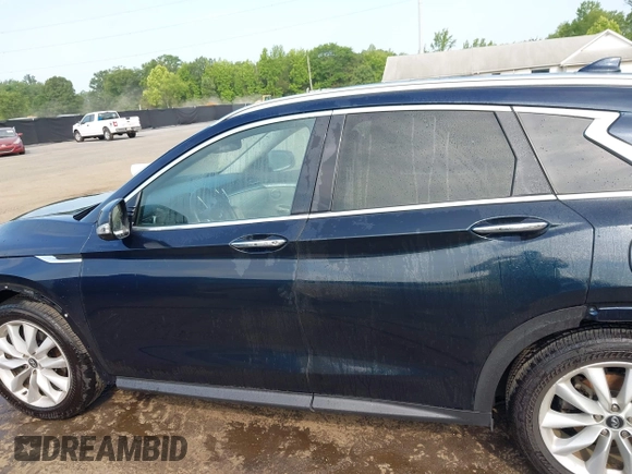 2019 Infiniti QX50 Essential с VIN 3PCAJ5M32KF123550, выставлен на аукционе IAAI как лот 42419351 с пробегом 120 186 миль миль и . История ставок и продаж доступна на DreamBid. Изображение 15.