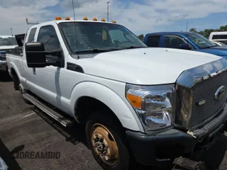 2011 Ford F-250 XL z VIN 1FT7X2B65BEC07691, wystawiony jako IAAI lot #42906795 z przebiegiem 353 932 mil mil oraz . Historia ofert i sprzedaży dostępna na DreamBid. Obrazek 22.