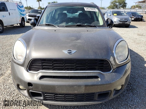 2011 MINI Countryman S with VIN WMWZC5C54BWL52742, listed as a Copart auction lot 54376635 with 124,887 mi miles and Clean Title. Bid and sale history available at DreamBid. Image 5.