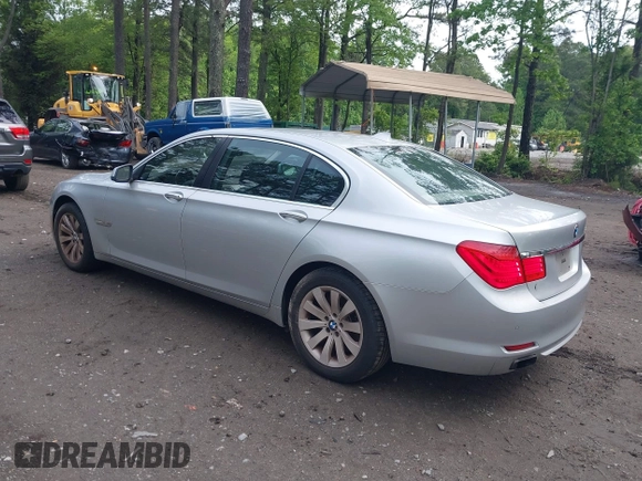 2011 BMW 7 Series 750Li xDrive with VIN WBAKC8C53BC433168, listed as a IAAI auction lot 42189726 with 177,368 mi miles and . Bid and sale history available at DreamBid. Image 3.