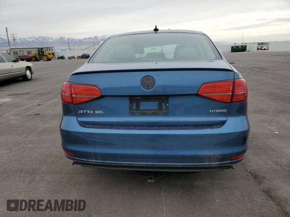 2015 Volkswagen Jetta Sedan Hybrid SEL Premium with VIN 3VW637AJ3FM321602, listed as a Copart auction lot 43653935 with 101,072 mi miles and Clean Title. Bid and sale history available at carsss.com. Image 6.