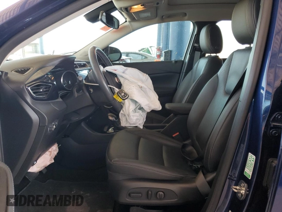 2023 Buick Encore GX Essence с VIN KL4MMFSL2PB110816, выставлен на аукционе Copart как лот 59892515 с пробегом 17 927 миль миль и Списание • Salvage title. История ставок и продаж доступна на DreamBid. Изображение 7.