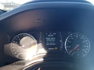 2018 Jeep Renegade Latitude z VIN ZACCJABB2JPH24993, wystawiony jako Copart lot #49981495 z przebiegiem 153 454 mil mil oraz Szkoda całkowita • Salvage title. Historia ofert i sprzedaży dostępna na DreamBid. Obrazek 9.