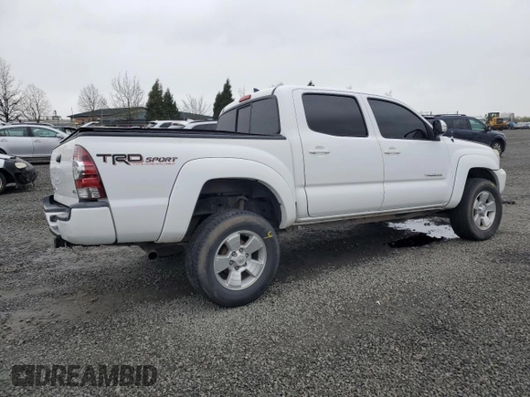 2015 Toyota Tacoma with VIN 3TMLU4EN2FM174431, listed as a Copart auction lot 50756285 with 94,739 mi miles and Salvage title. Bid and sale history available at DreamBid. Image 3.