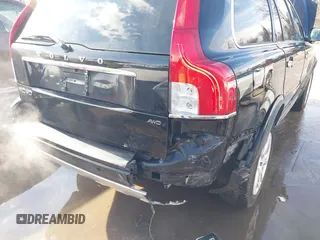 2014 Volvo XC90 with VIN YV4952CZ8E1680906, listed as a IAAI auction lot 41530926 with 118,494 mi miles and . Bid and sale history available at DreamBid. Image 6.