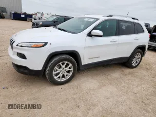 2018 Jeep Cherokee Latitude Plus with VIN 1C4PJMLB5JD578556, listed as a Copart auction lot 61183055 with 86,214 mi miles and Salvage title. Bid and sale history available at DreamBid. Image 1.