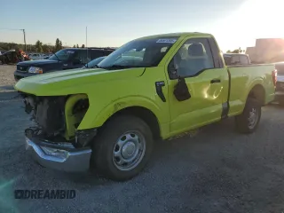 2022 Ford F-150 XL with VIN 1FTMF1CB8NKE01617, listed as a Copart auction lot 46501395 with 40,617 mi miles and Salvage Title. Bid and sale history available at carsss.com. Image 1.