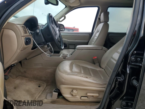 2003 Ford Explorer XLT z VIN 1FMZU63K83ZA83250, wystawiony jako Copart lot #48923675 z przebiegiem 78 797 mil mil oraz Szkoda całkowita • Salvage title. Historia ofert i sprzedaży dostępna na DreamBid. Obrazek 7.