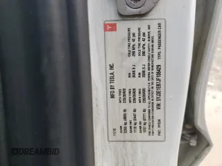 2018 Tesla Model 3 Long Range Battery z VIN 5YJ3E1EB7JF106429, wystawiony jako Copart lot #56319995 z przebiegiem 145 648 mil mil oraz Tytuł czysty. Historia ofert i sprzedaży dostępna na DreamBid. Obrazek 13.