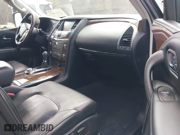 2017 Infiniti QX80 with VIN JN8AZ2NE1H9151466, listed as a IAAI auction lot 41813407 with 82,428 mi miles. Bid and sale history available at carsss.com. Image 5.