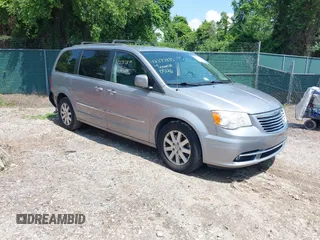 2014 Chrysler Town & Country Touring with VIN 2C4RC1BG3ER442752, listed as a IAAI auction lot 42377835 with 116,721 mi miles and . Bid and sale history available at DreamBid. Image 1.