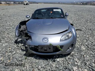 2010 Mazda MX-5 Miata Grand Touring with VIN JM1NC2FF5A0205190, listed as a Copart auction lot 61372455 with 147,852 mi miles and Salvage title. Bid and sale history available at DreamBid. Image 5.