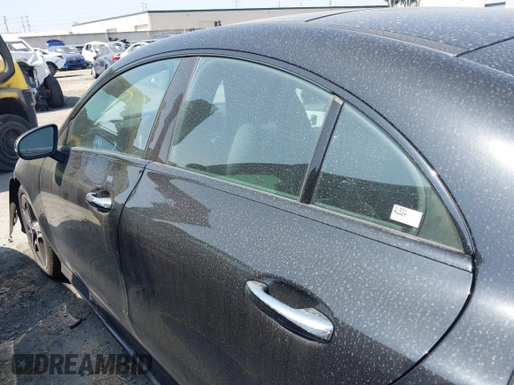 2025 Mercedes-Benz CLA 250 z VIN W1K5J4GBXSN481534, wystawiony jako IAAI lot #42254760 z przebiegiem 7 738 mil mil oraz . Historia ofert i sprzedaży dostępna na DreamBid. Obrazek 15.