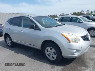 2011 Nissan Rogue S z VIN JN8AS5MV3BW260625, wystawiony jako IAAI lot #42240580 z przebiegiem 140 556 mil mil oraz . Historia ofert i sprzedaży dostępna na DreamBid. Obrazek 1.