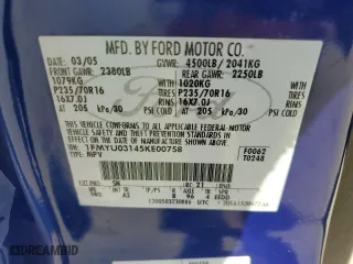 2005 Ford Escape XLT with VIN 1FMYU03145KE00758, listed as a Copart auction lot 43831175 with 225,341 mi miles and Salvage Title. Bid and sale history available at carsss.com. Image 14.