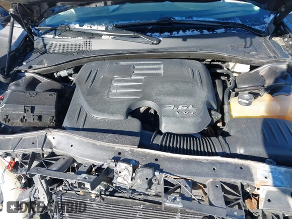 2018 Chrysler 300 Touring with VIN 2C3CCAAG5JH281946, listed as a IAAI auction lot 41723499 with 73,358 mi miles and . Bid and sale history available at DreamBid. Image 10.